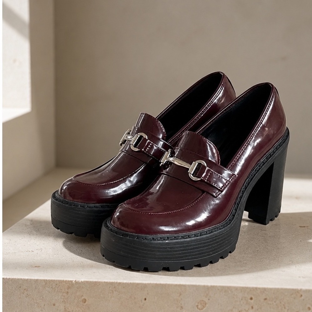 Madden Girl Kiiera Burgundy Patent Platform Loafers Horsebit Lug Sole Heel 9.5M
